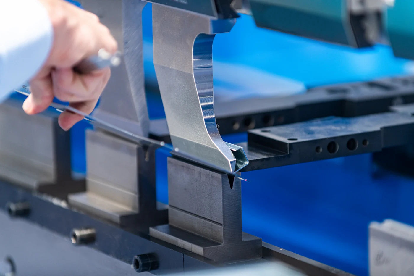 Press Brake Size — How to Choose Bed Length and Capacity