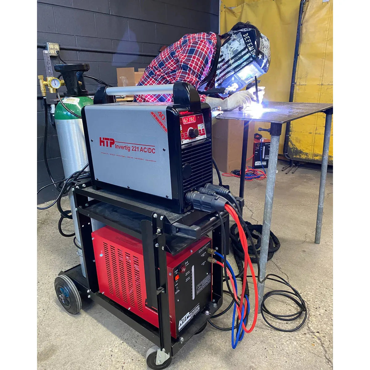 HTP_AMERICA_-_TIG_Welder_-_HTP_Invertig_221_AC-DC_Single_Voltage_220V_Water-Cooled_3