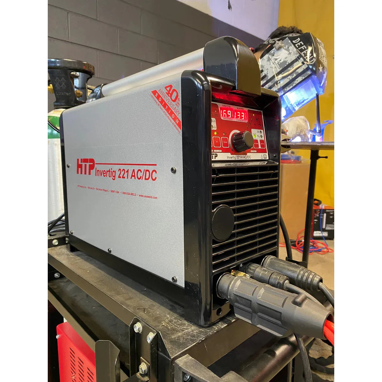 HTP_AMERICA_-_TIG_Welder_-_HTP_Invertig_221_AC-DC_Single_Voltage_220V_Water-Cooled_4